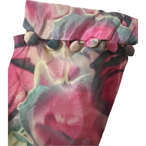 A gorgeous dress by Jessica Simpson in size 2 - Picture 5 of 9